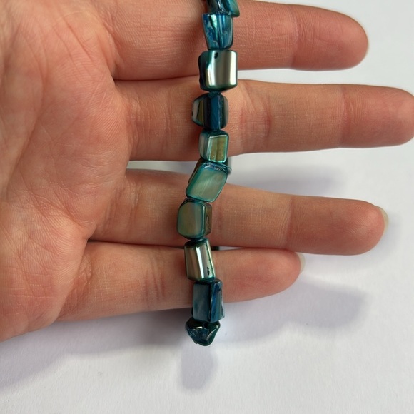 🎉4/30$🎉 Elegant Blue Beaded Bracelet - Picture 3 of 3